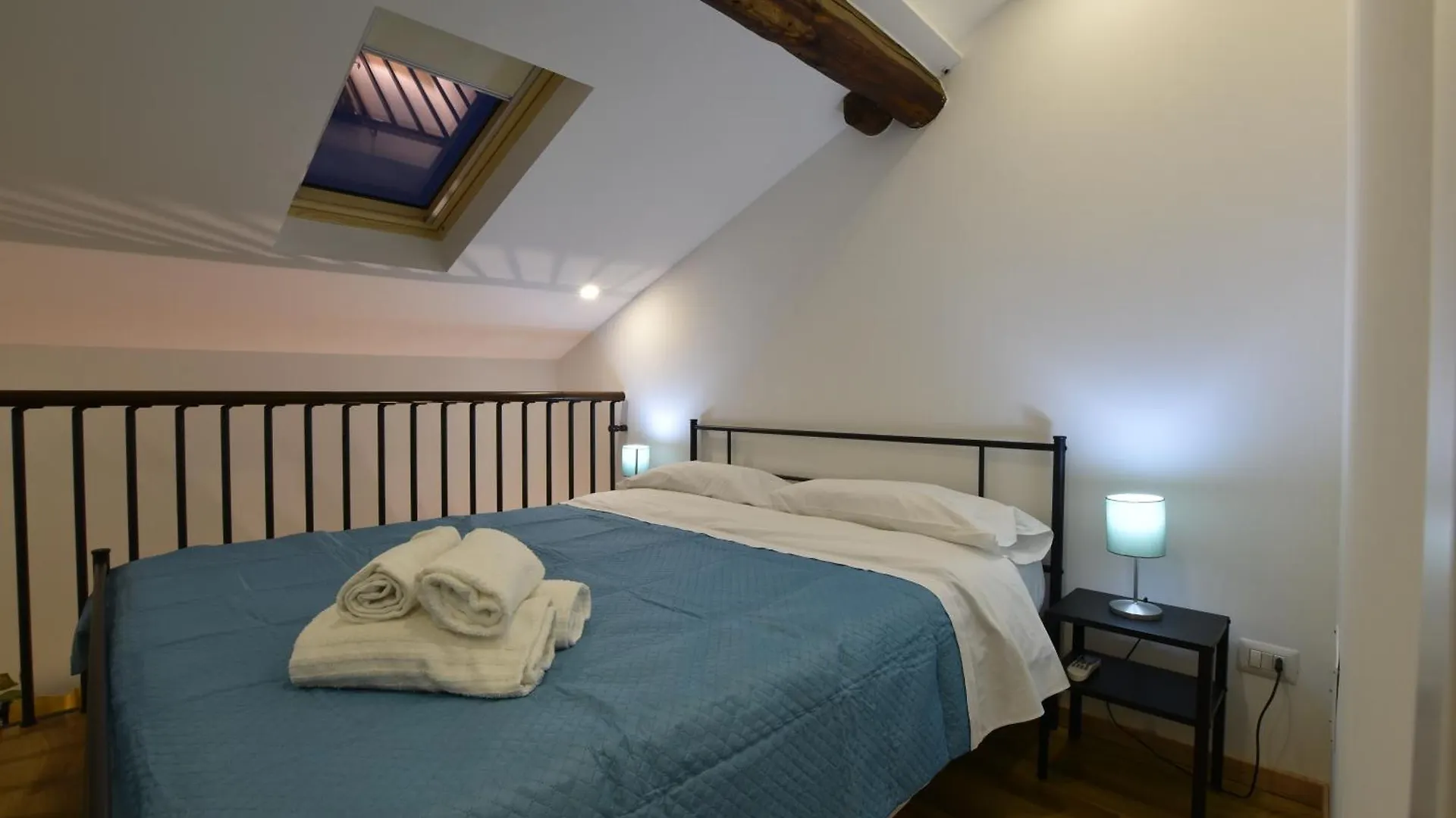 ** Bed & Breakfast XX Miglia Rooms & Apartments Catánia Italië